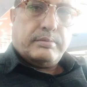 Meet your Posher, Naeem